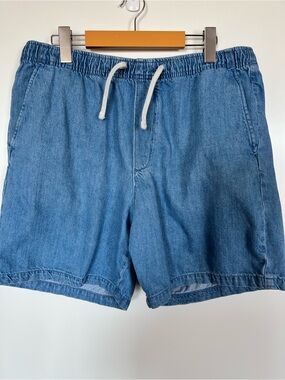 Gap Men’s Chambray Denim Drawstring Shorts | Elastic Waist Casual Large